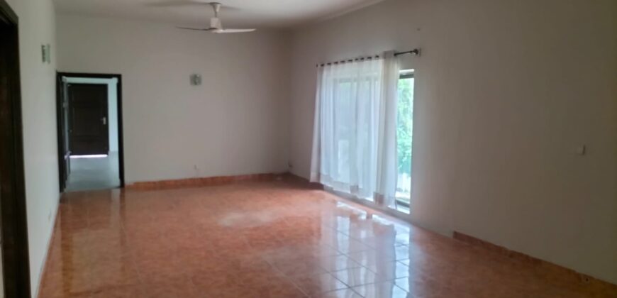 5 bedroom for rent in F-6