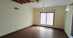 7 bedroom for rent in F-8