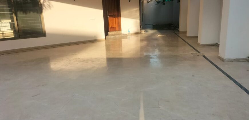 6 bedroom for rent in F-7