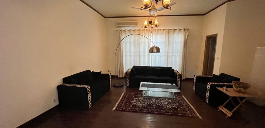 7 bedroom for rent in F -7