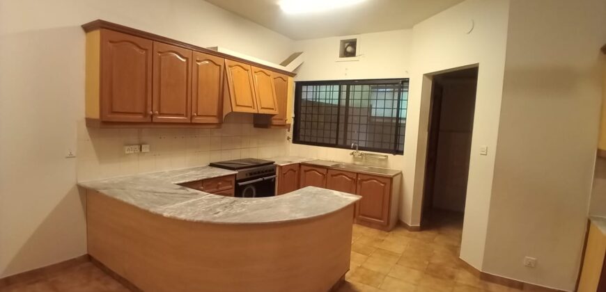 4bedroom for rent in F-7