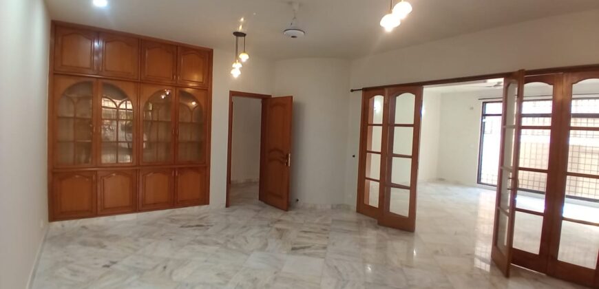 4bedroom for rent in F-7